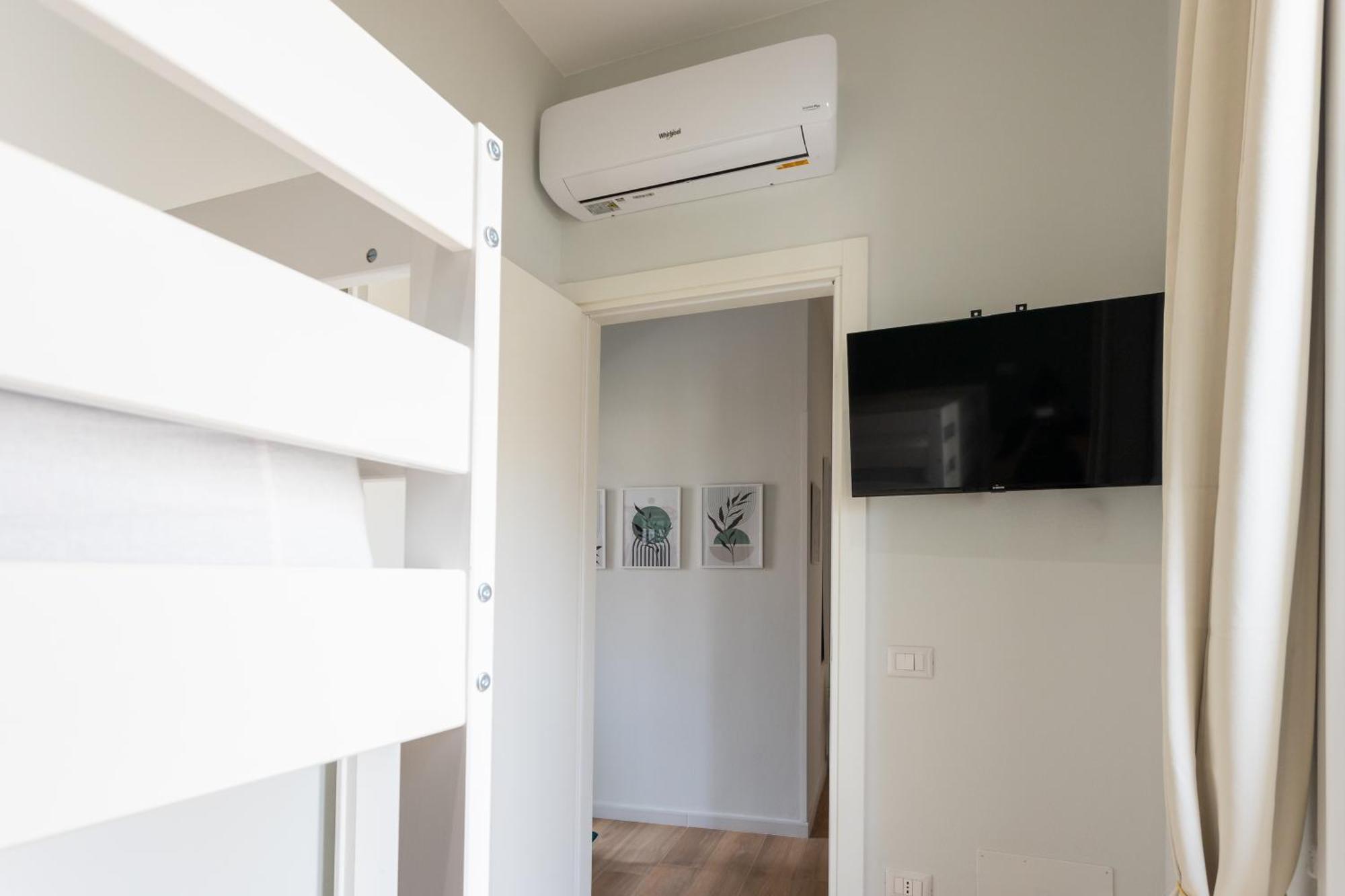 Domus Laetitiae Rooms & Apartments Quartu Sant'Elena Exterior photo
