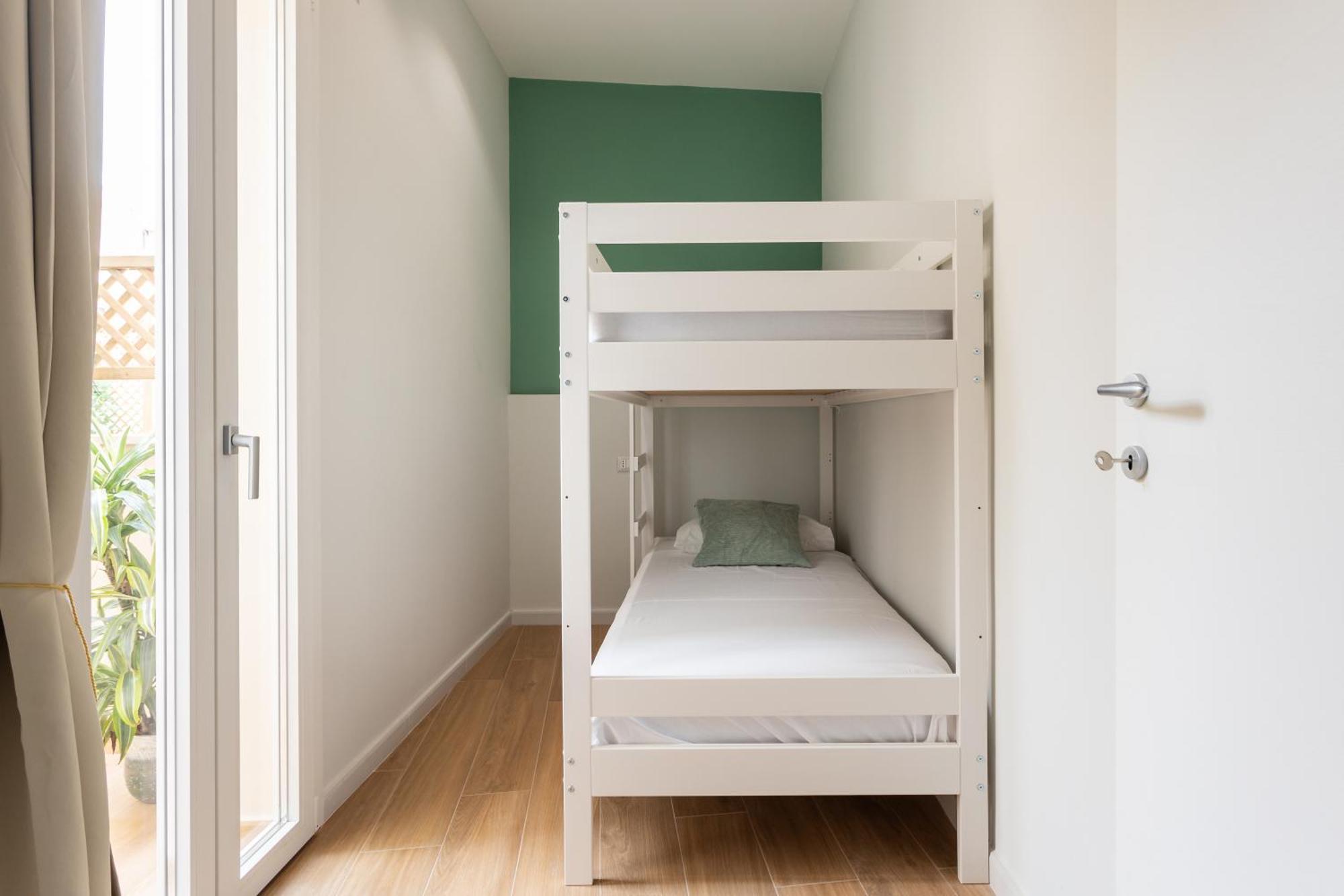 Domus Laetitiae Rooms & Apartments Quartu Sant'Elena Exterior photo